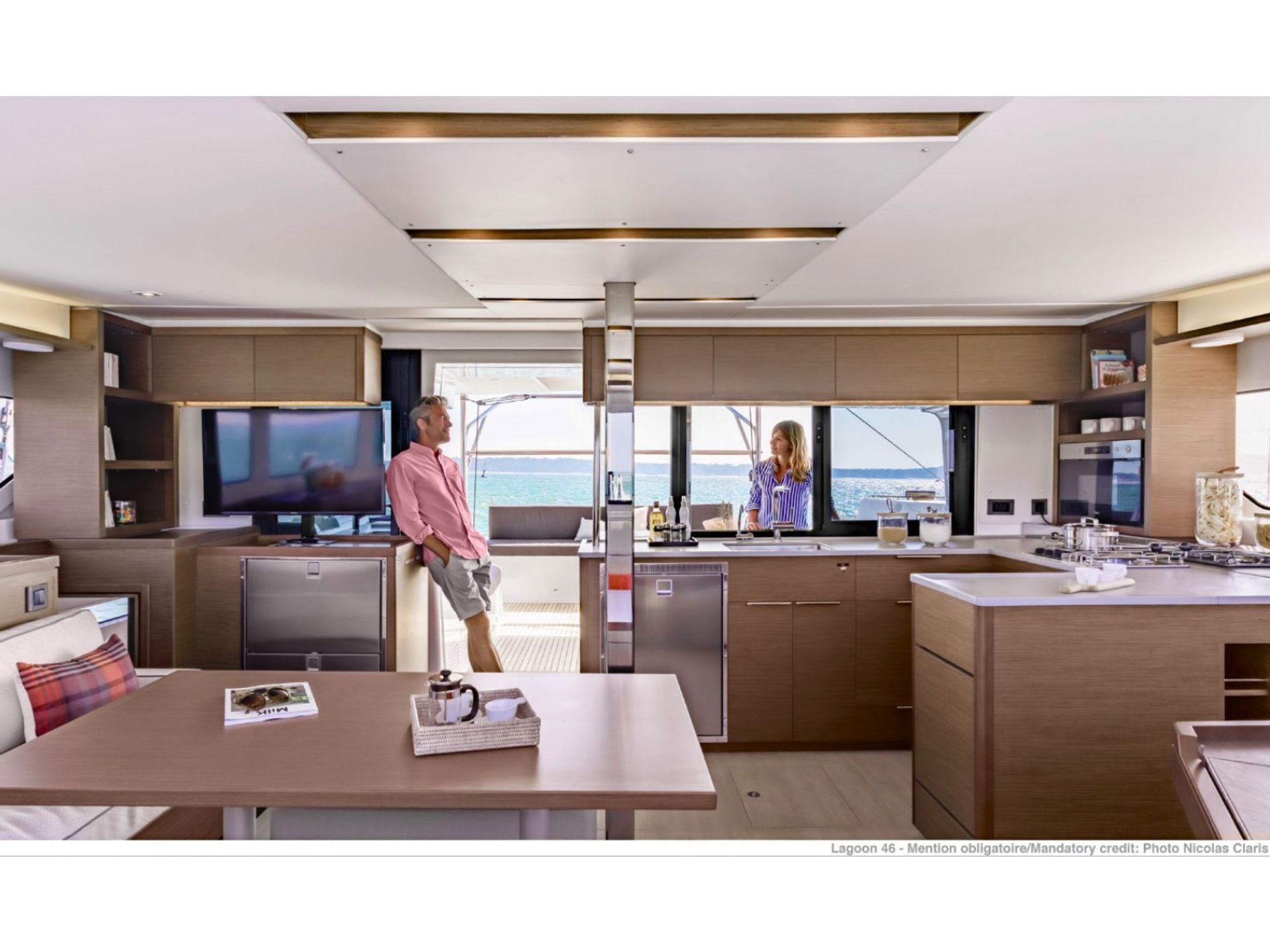 6389631481301496_interior.jpg