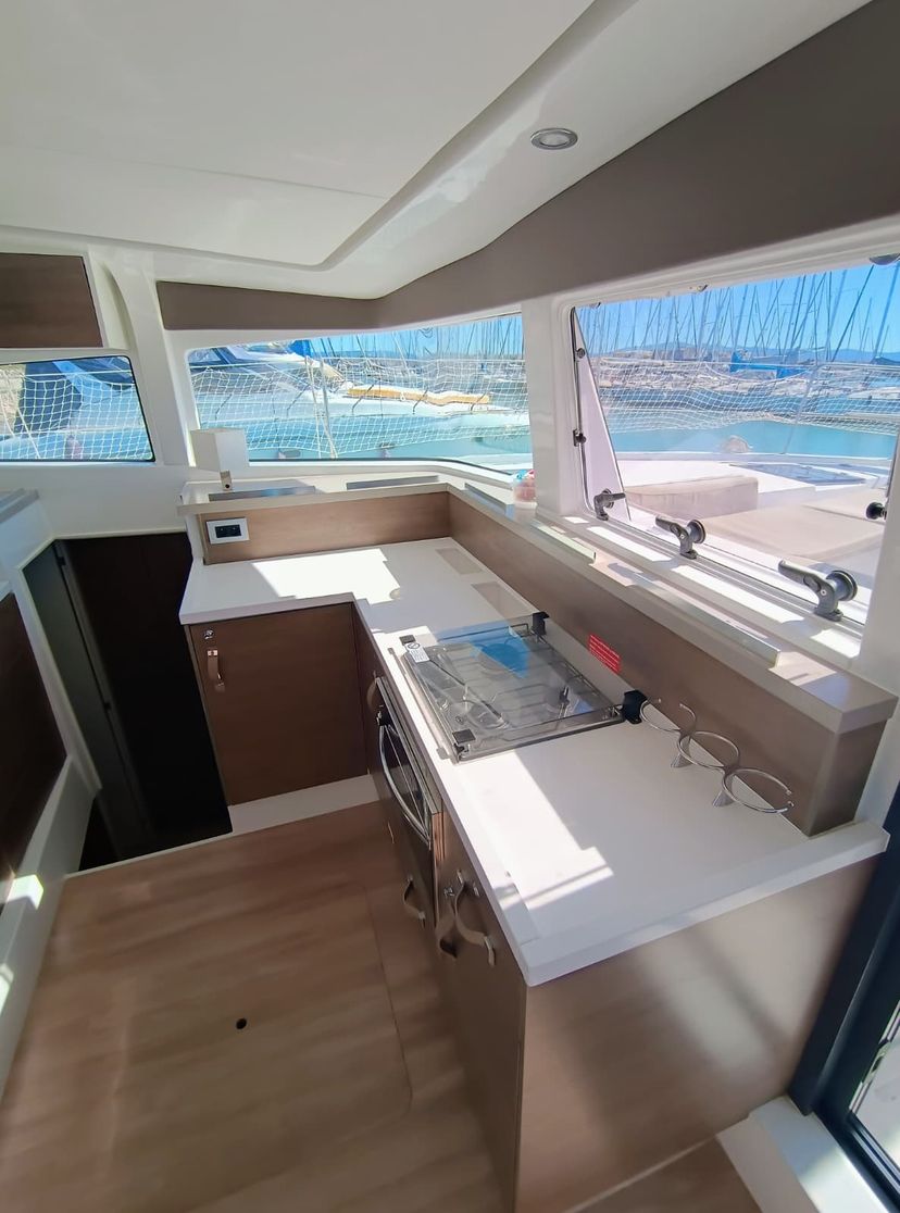 Bali Catamarans 4.2 BETA
