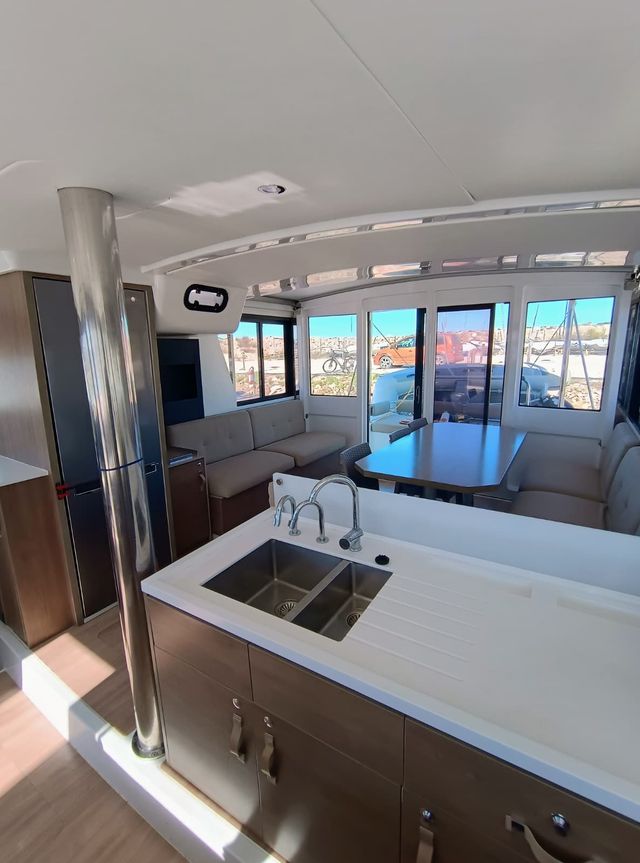 Bali Catamarans 4.2 BETA
