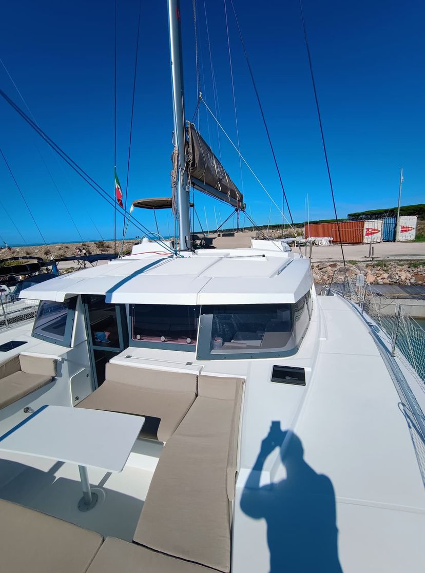 Bali Catamarans 4.2 BETA