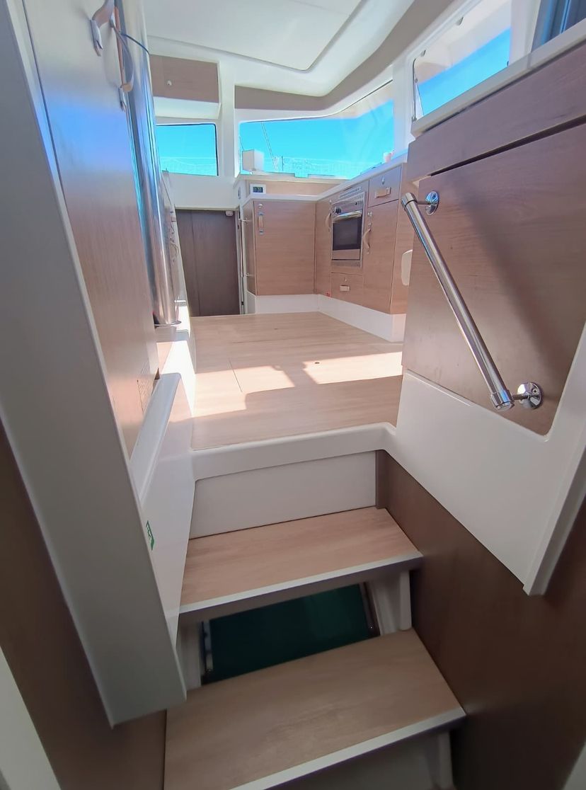 Bali Catamarans 4.2 BETA