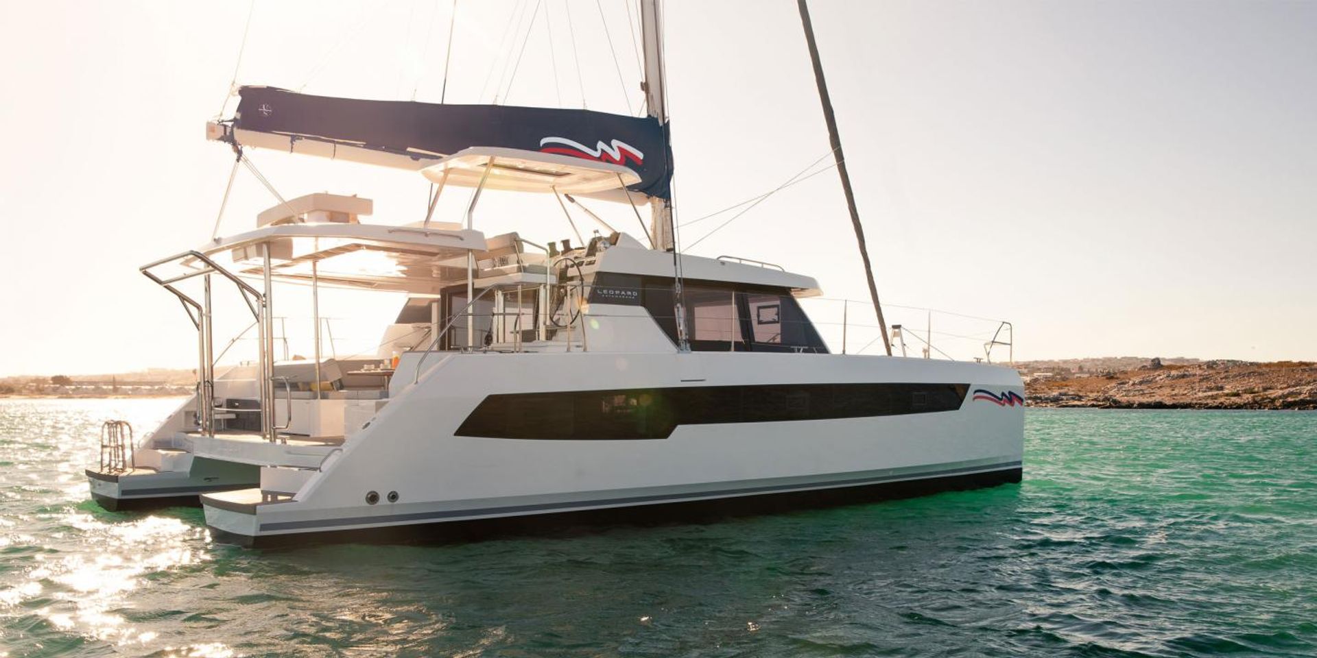 6410510820000102903_Moorings42004_ext4.jpg