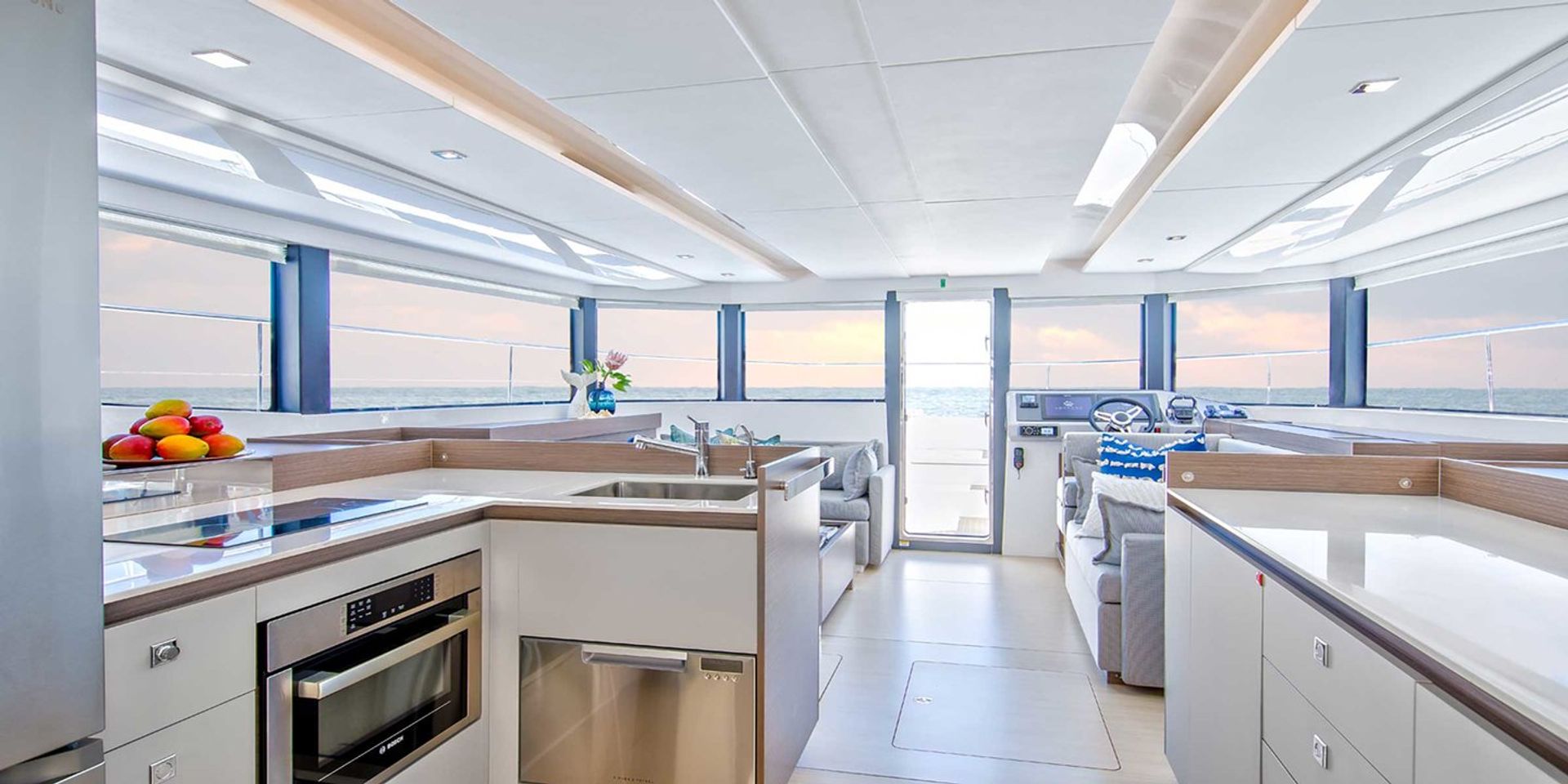6413464720000102903_Moorings464PC_int2.jpg