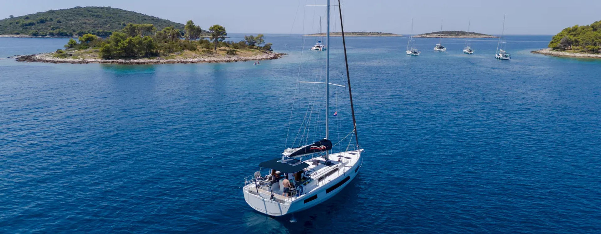 6419584100000102903_Moorings-44.3_EXT1.JPG