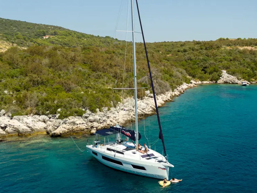 Dufour Yachts 44 Moorings 44.3 Exclusive
