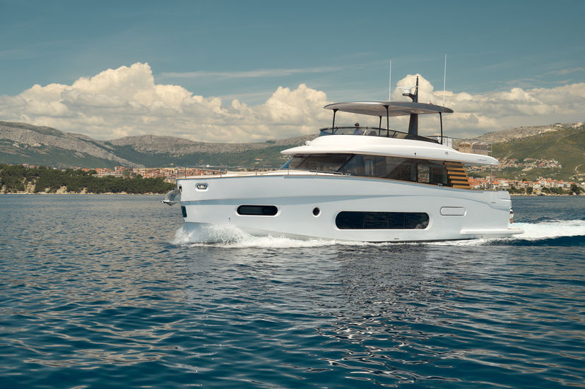 Azimut 66 AVA II