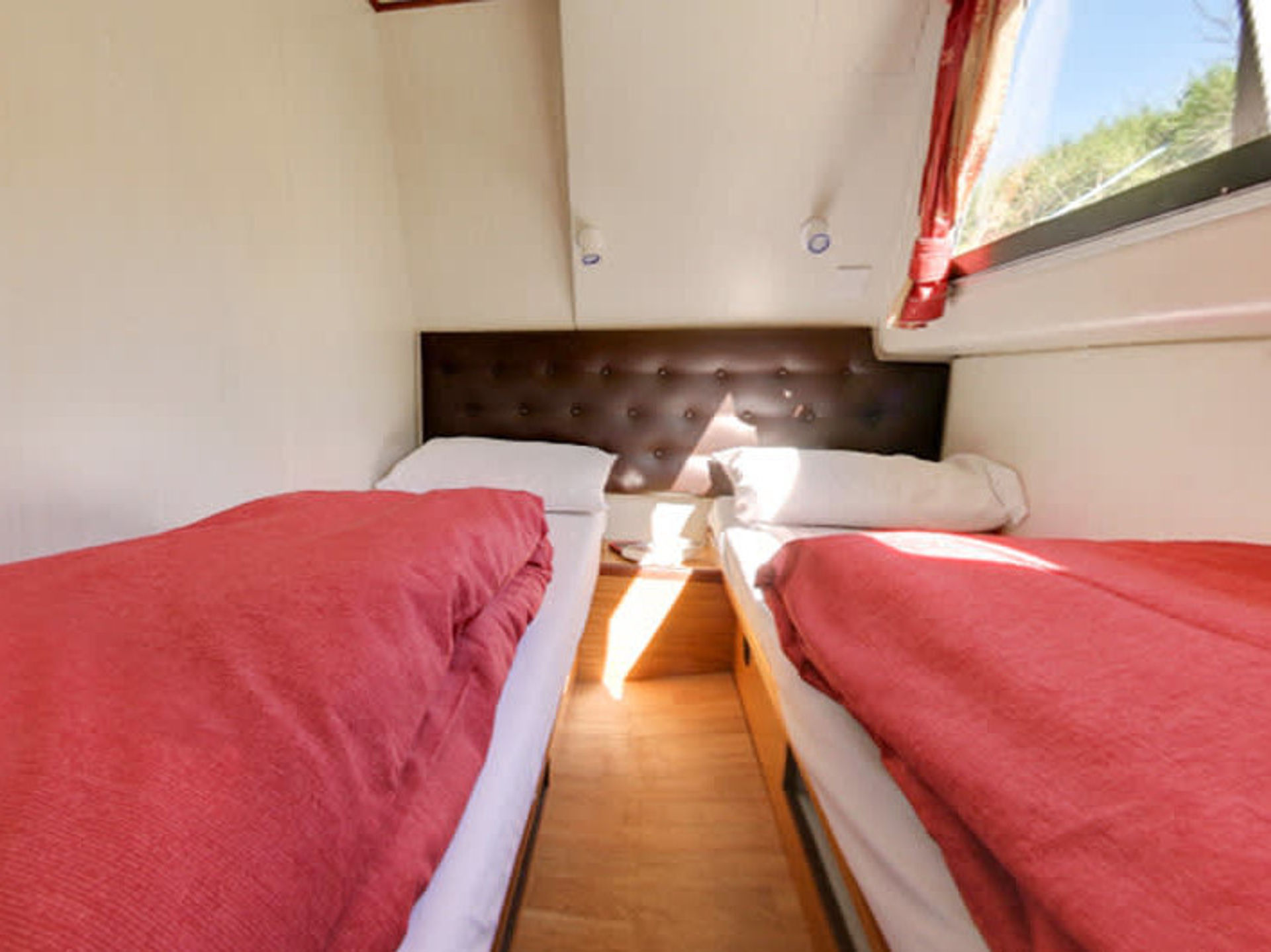 6463238130000102746_Continentale_interior.jpg