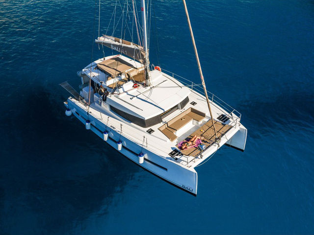 Bali Catamarans 4.1 Zeta