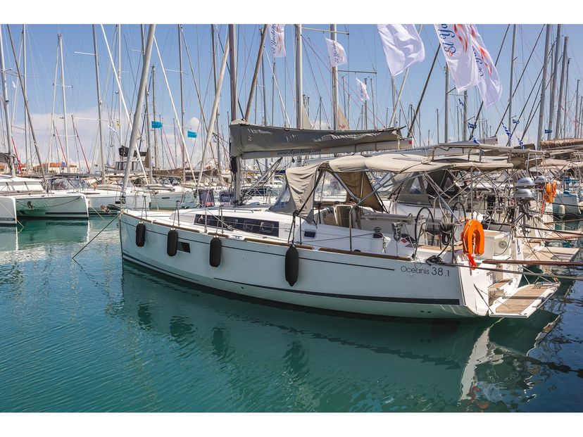 Beneteau 38 Elisa