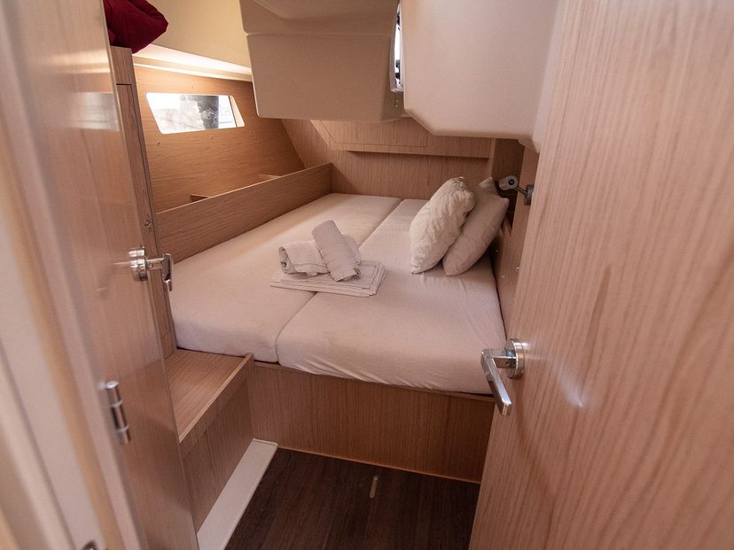 Beneteau OCEANIS 41.1 KOSTIS "Sails 2025"