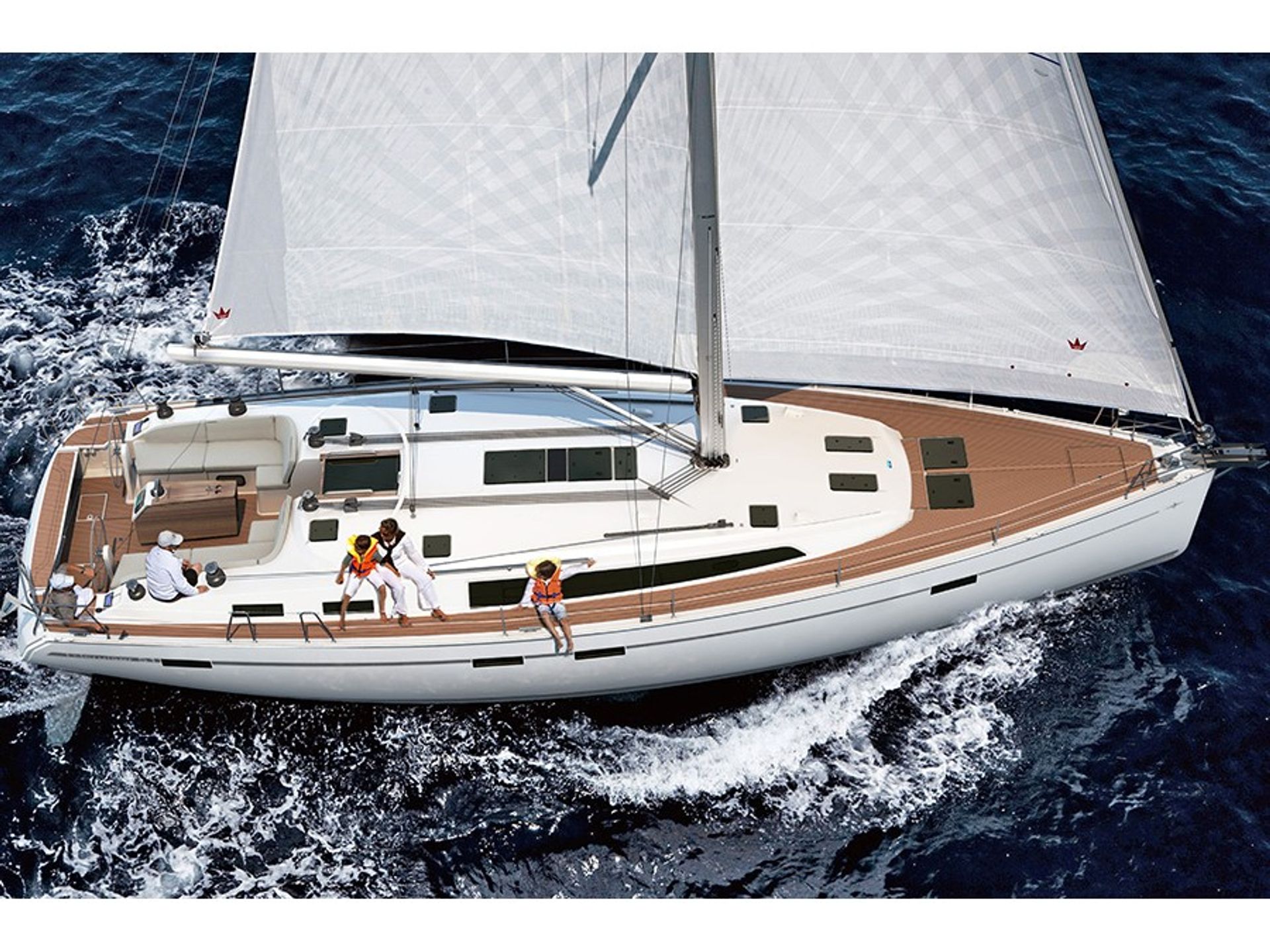 66022970202300109_CR51_Cruising-shoot_01.jpg
