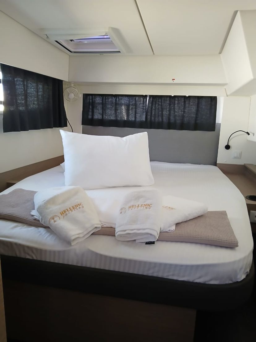 Fountaine Pajot 45 Kon-tiki