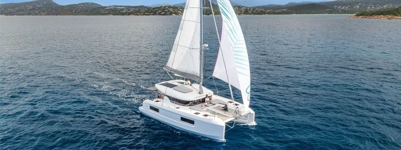Lagoon 38 Alma Breeze
