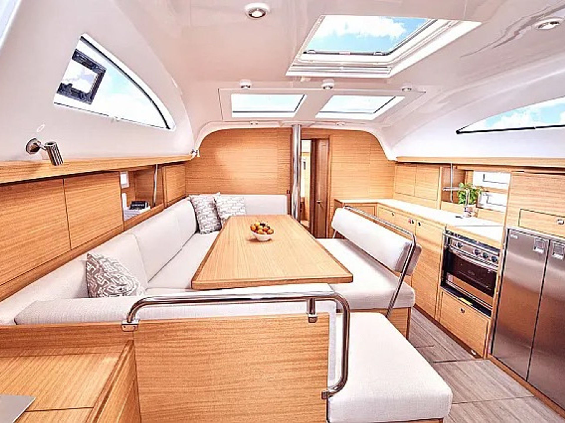 6657748340000107709_Lillemor_interior.jpg