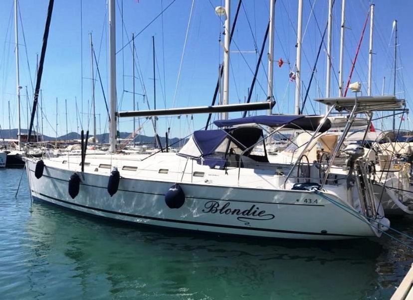 Beneteau 43 Blondie