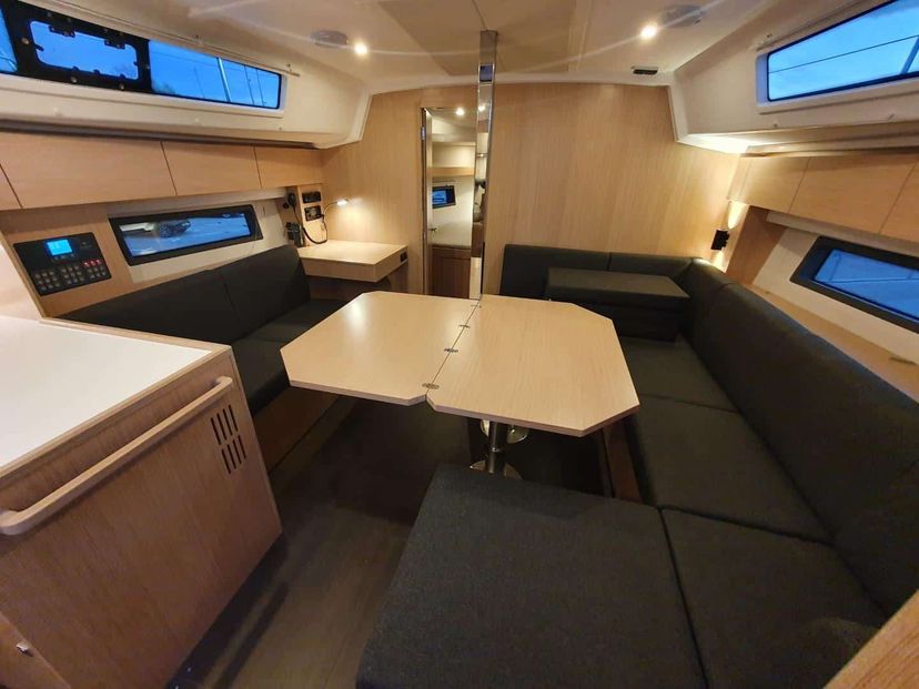 Bavaria Yachtbau C42 ERMIS