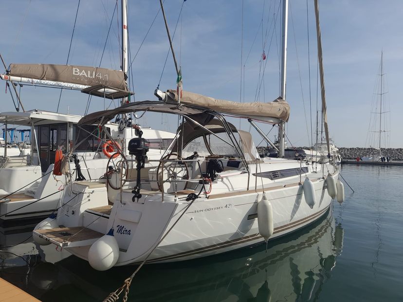 Jeanneau 43 Mira