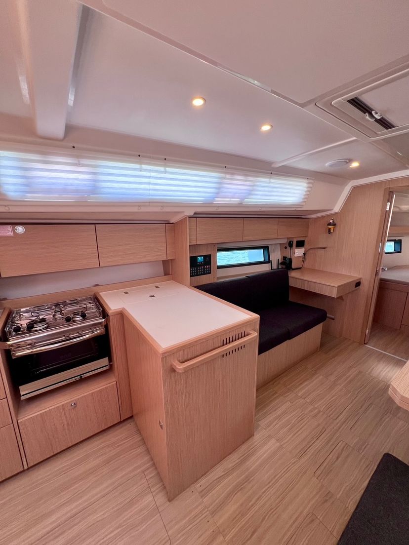 Bavaria Yachtbau C42 SIROCO