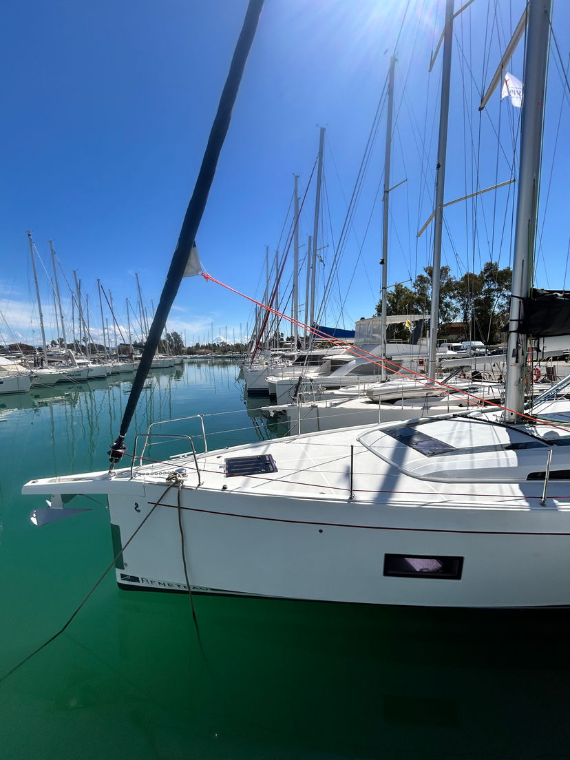 Beneteau OCEANIS 51.1 Barracuda (Refit 2026 - A/C - Generator - Electric Heads - 12 Pax)