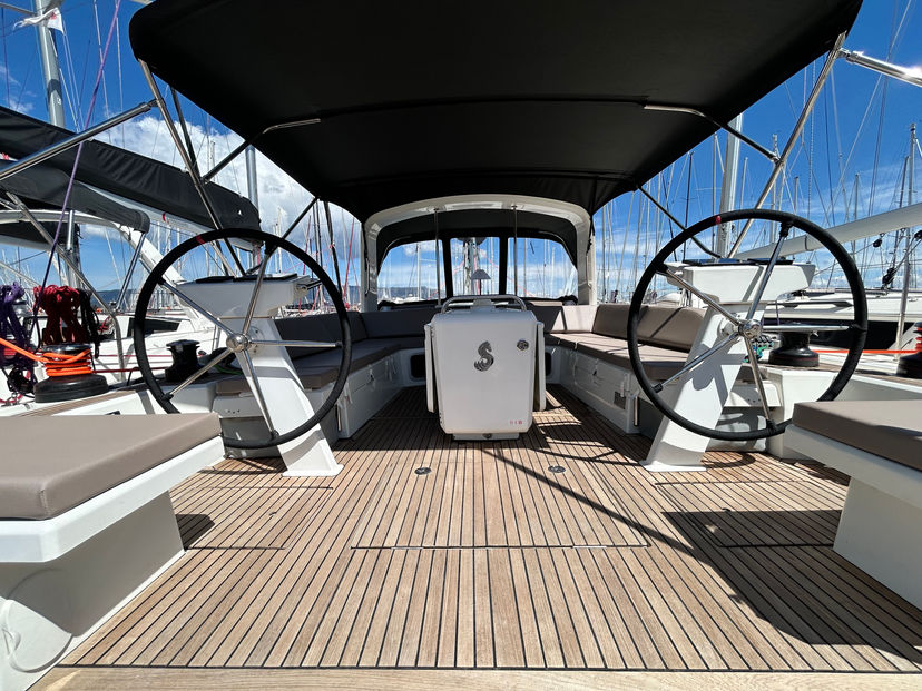 Beneteau OCEANIS 51.1 Barracuda (Refit 2026 - A/C - Generator - Electric Heads - 12 Pax)