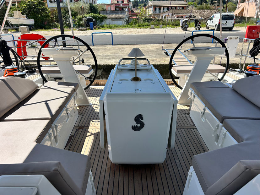 Beneteau OCEANIS 51.1 Barracuda (Refit 2026 - A/C - Generator - Electric Heads - 12 Pax)