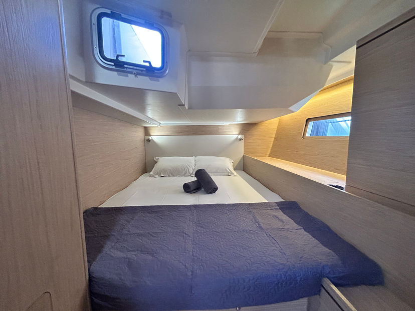 Beneteau OCEANIS 51.1 Barracuda (Refit 2026 - A/C - Generator - Electric Heads - 12 Pax)