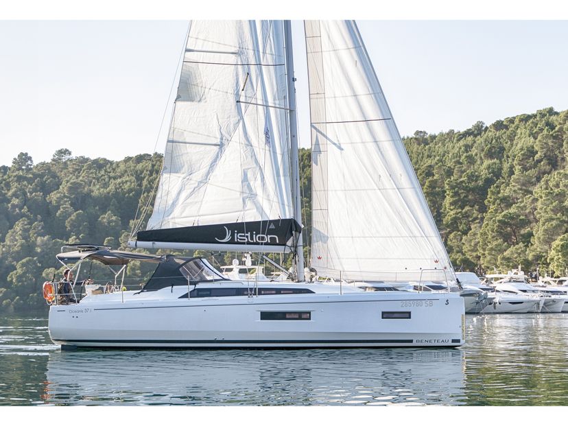 Beneteau 37 First Dream