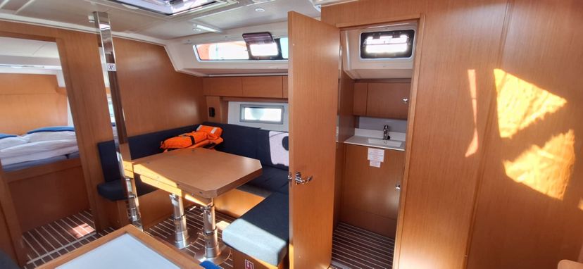 Bavaria Yachtbau 38 Papagena