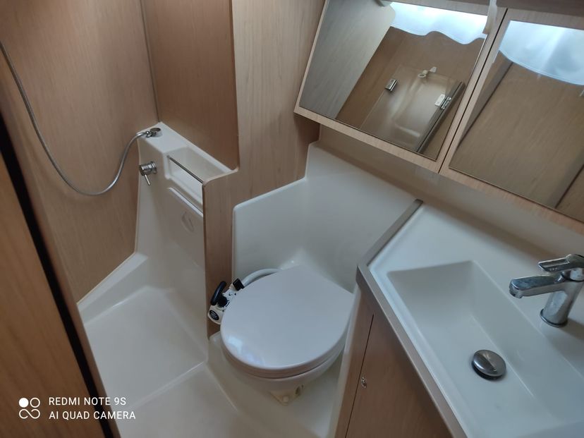 Beneteau OCEANIS 41.1 Nina
