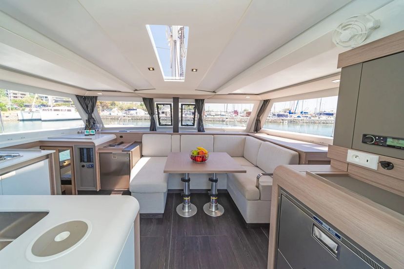 Fountaine Pajot 40 Prodigy