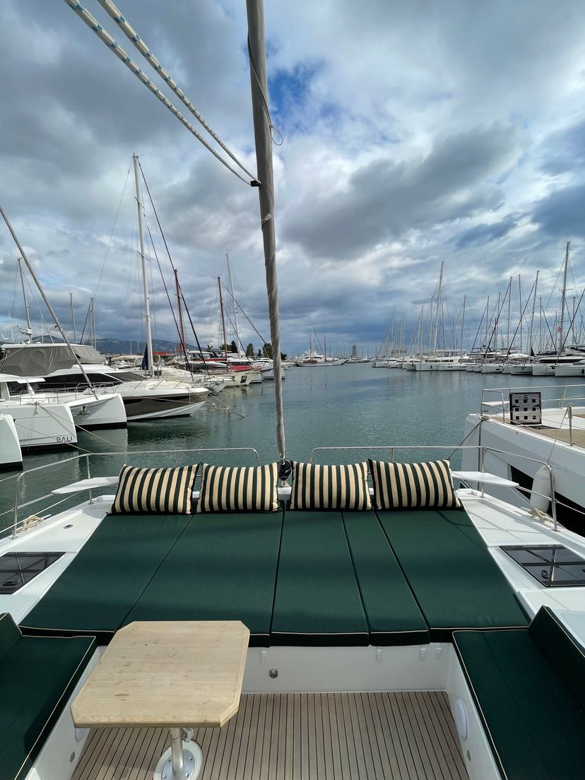 Bali Catamarans 4.4 Romar One