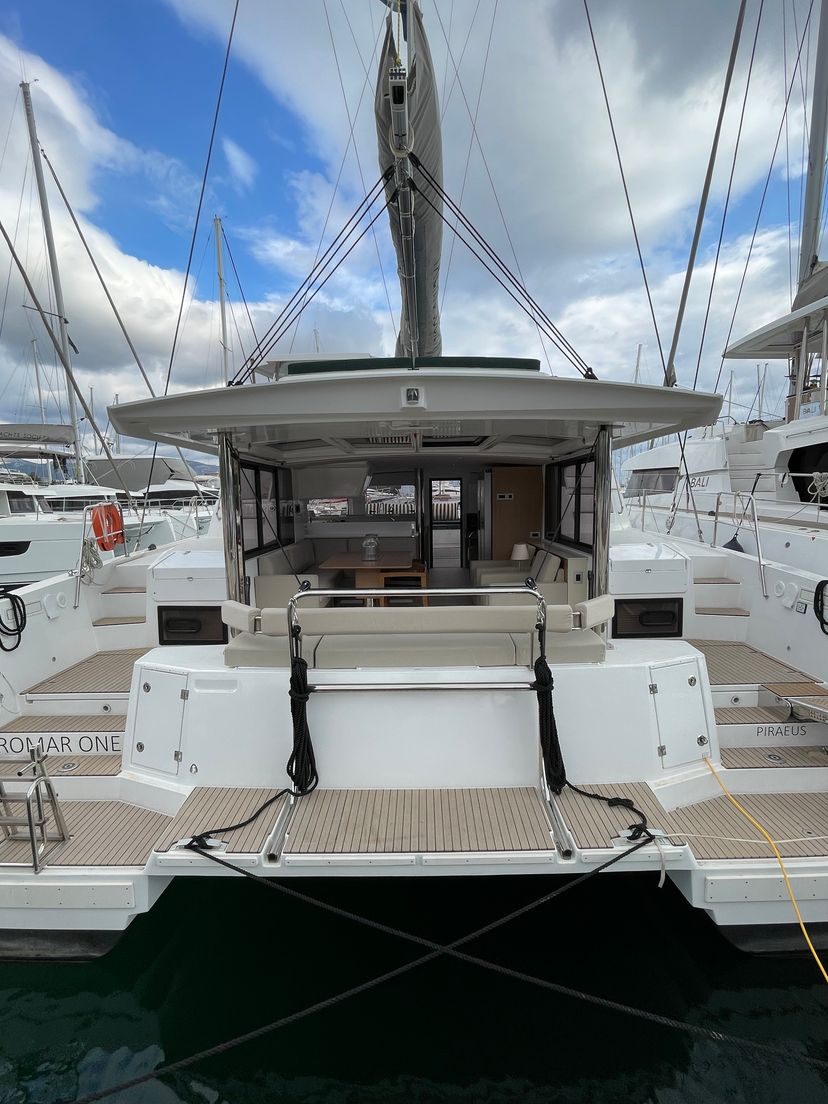 Bali Catamarans 4.4 Romar One