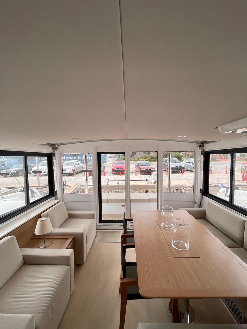 Bali Catamarans 4.4 Romar One