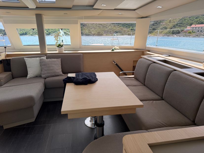 Fountaine Pajot 51 SUNRISE