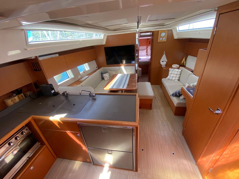 Bavaria Yachtbau 45 Mina 52