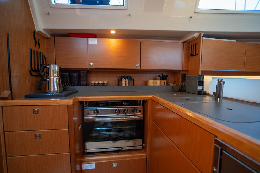 Bavaria Yachtbau 45 Mina 52