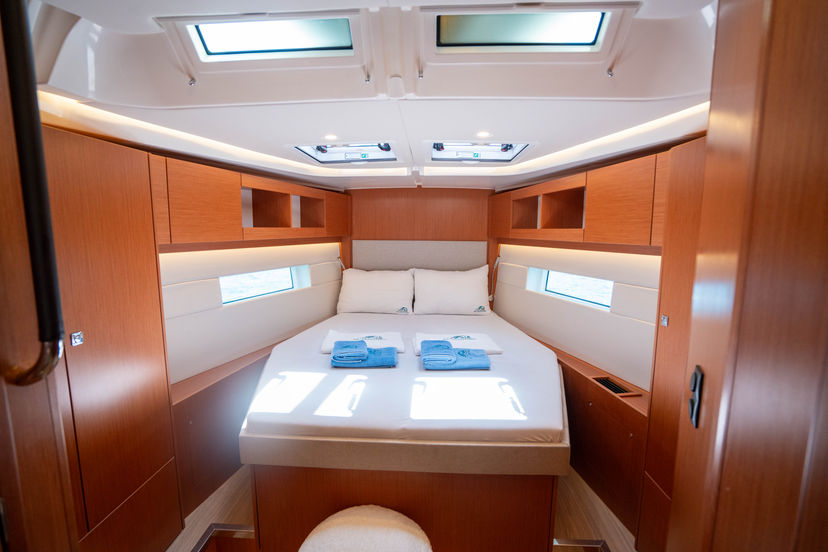 Bavaria Yachtbau 45 Mina 52