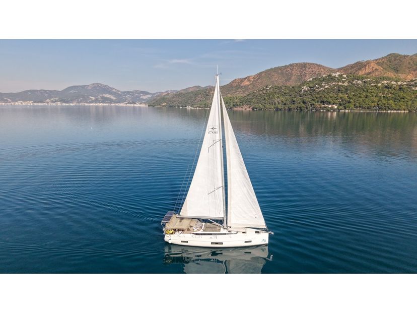 Bavaria Yachtbau 45 Mina 52