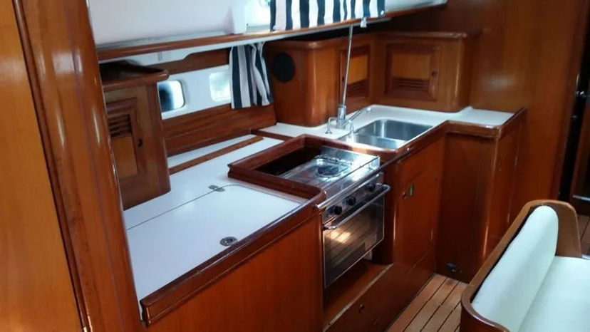 Beneteau OCEANIS 411 NEMESIS