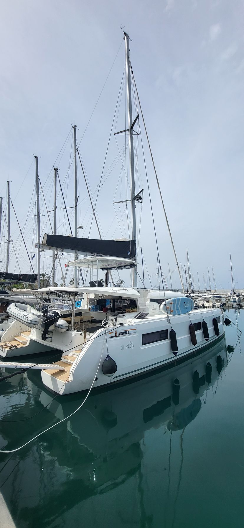 Lagoon 46 Blue Moon
