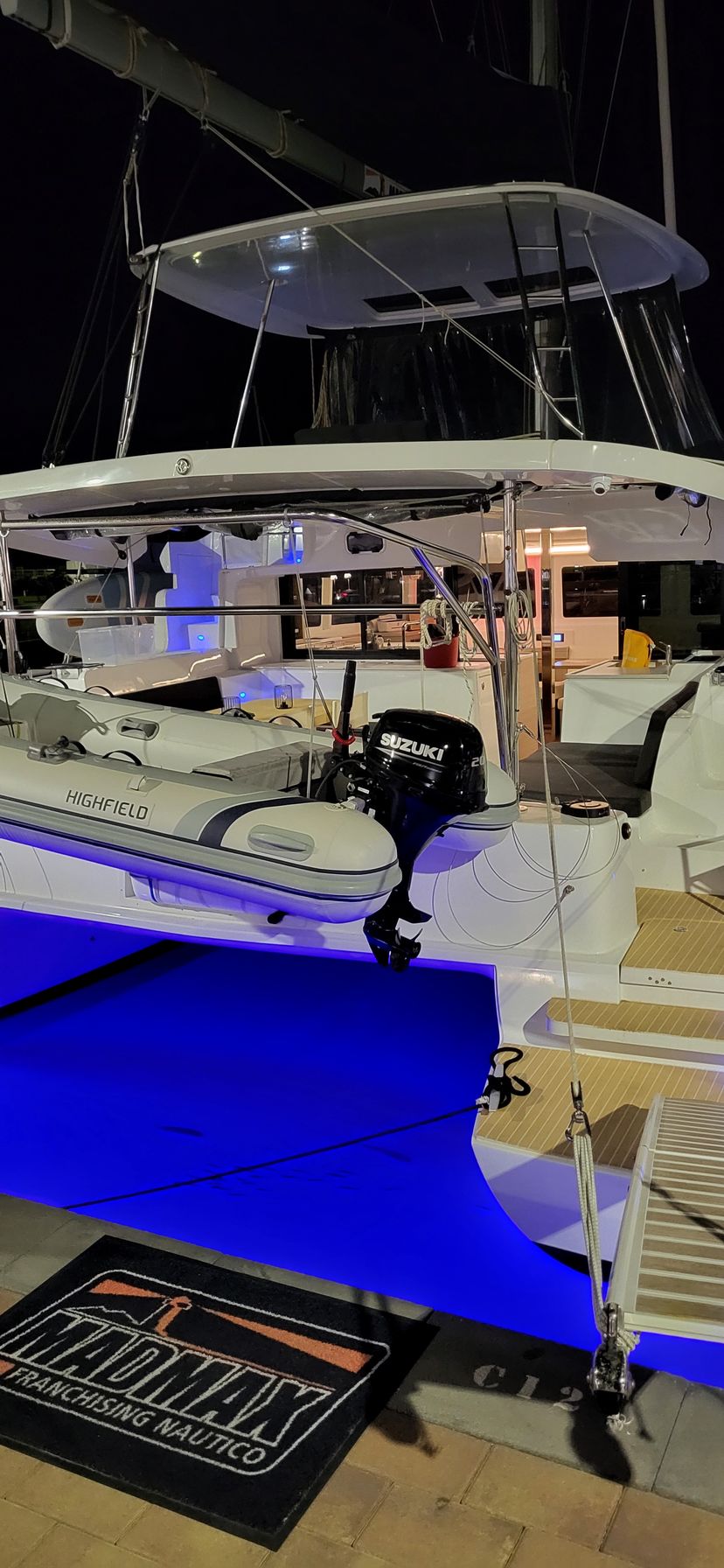 Lagoon 46 Blue Moon