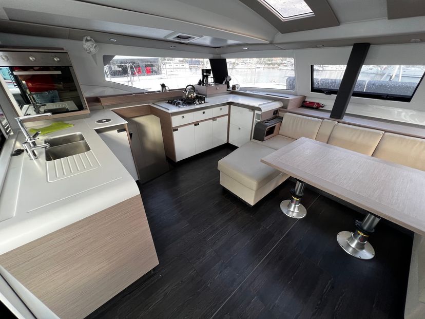 Fountaine Pajot 45 Santa Maria