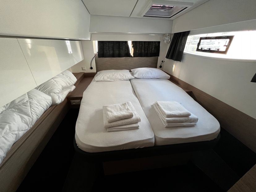 Fountaine Pajot 45 Santa Maria