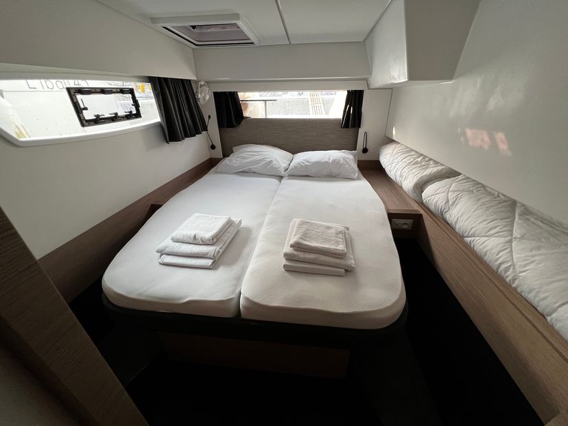 Fountaine Pajot 45 Santa Maria