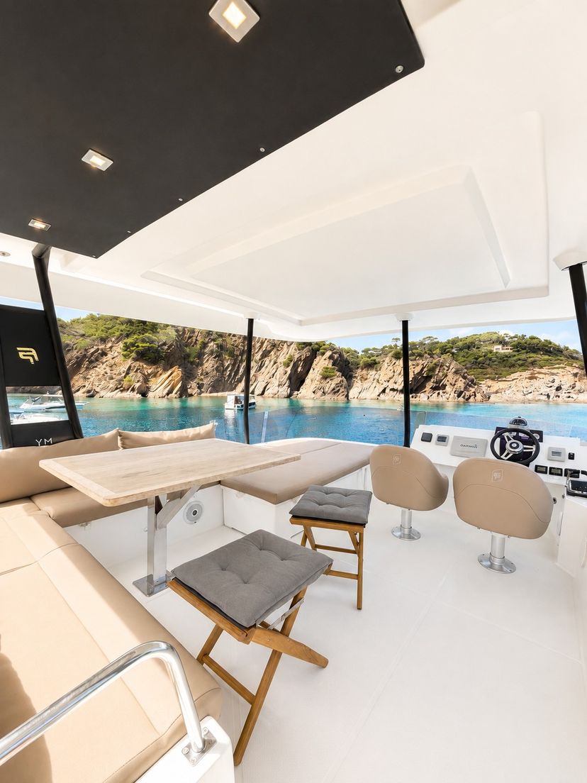 Fountaine Pajot 37 Rossinante