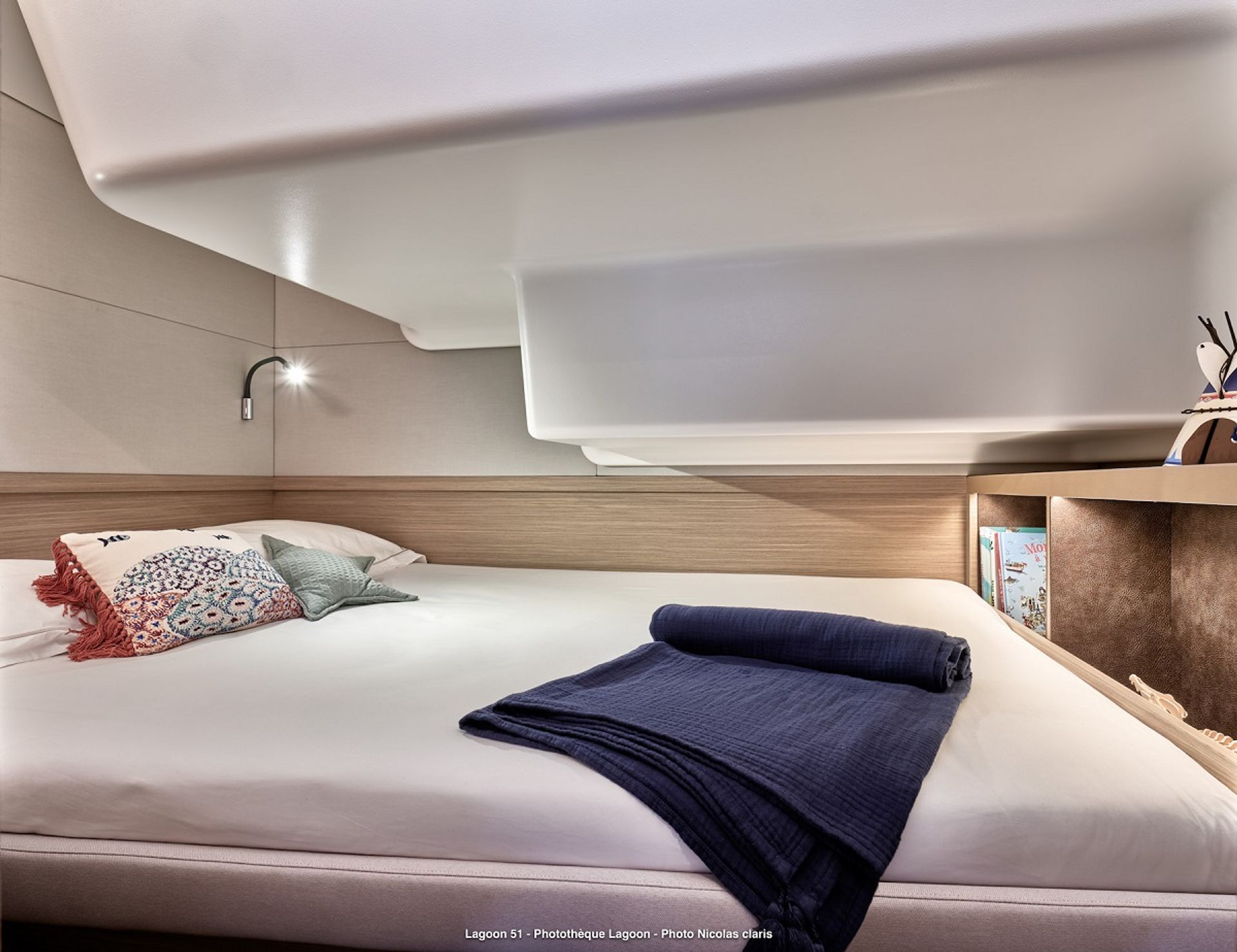 7149017400000104559_Interior_3.jpg