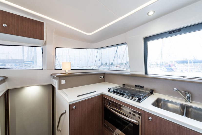 Bali Catamarans 4.3 Alba