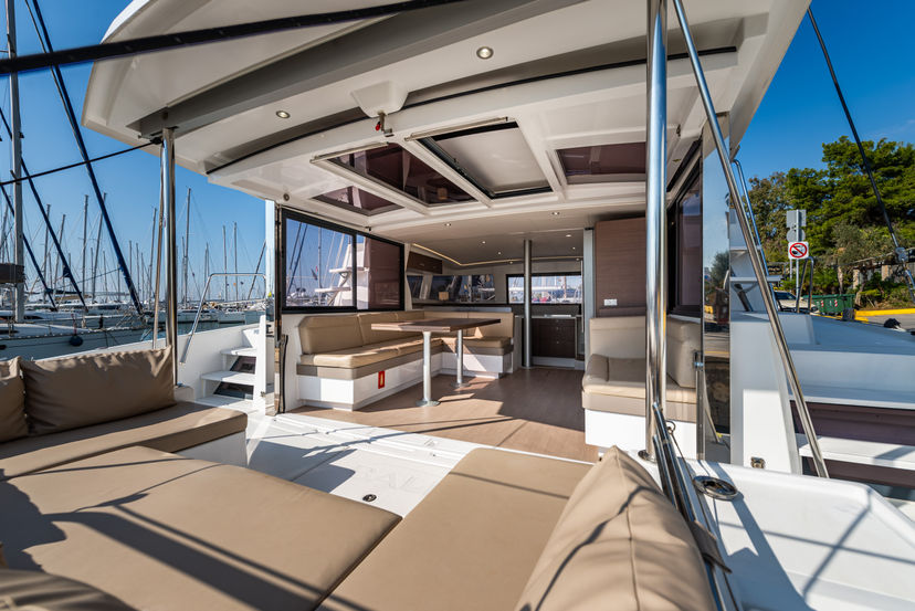 Bali Catamarans 4.3 Alba