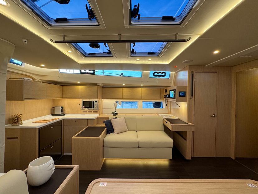 Bavaria Yachtbau 57 Mina