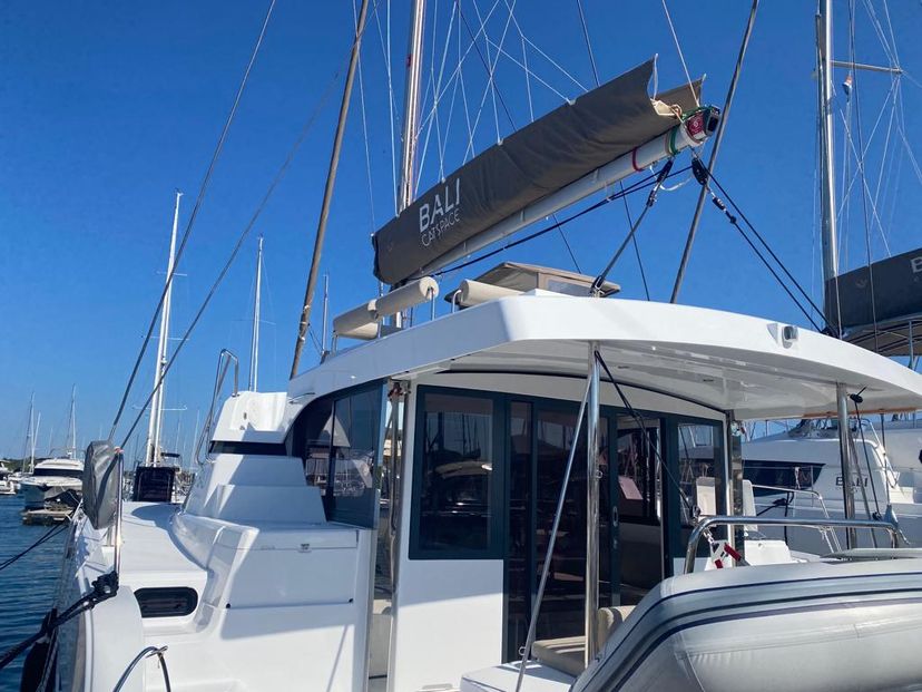 Bali Catamarans CATSPACE Free Flow